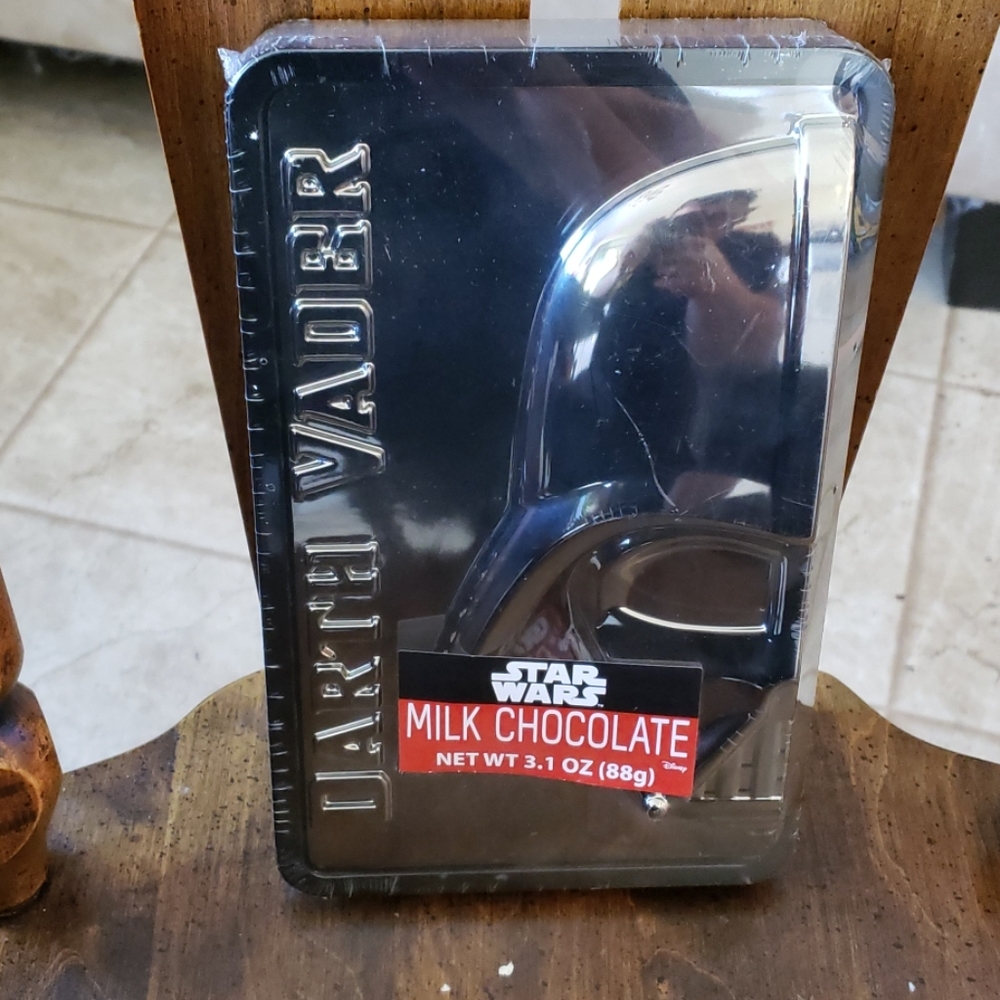 Star Wars Darth Vader Collectible - image 1